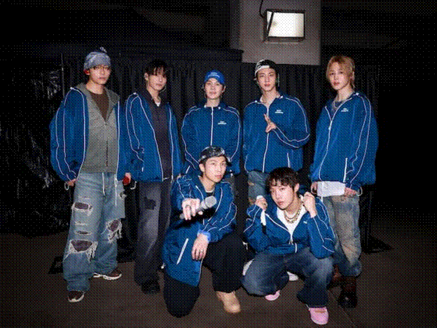 Aficionados de BTS durante el arranque del tour mundial