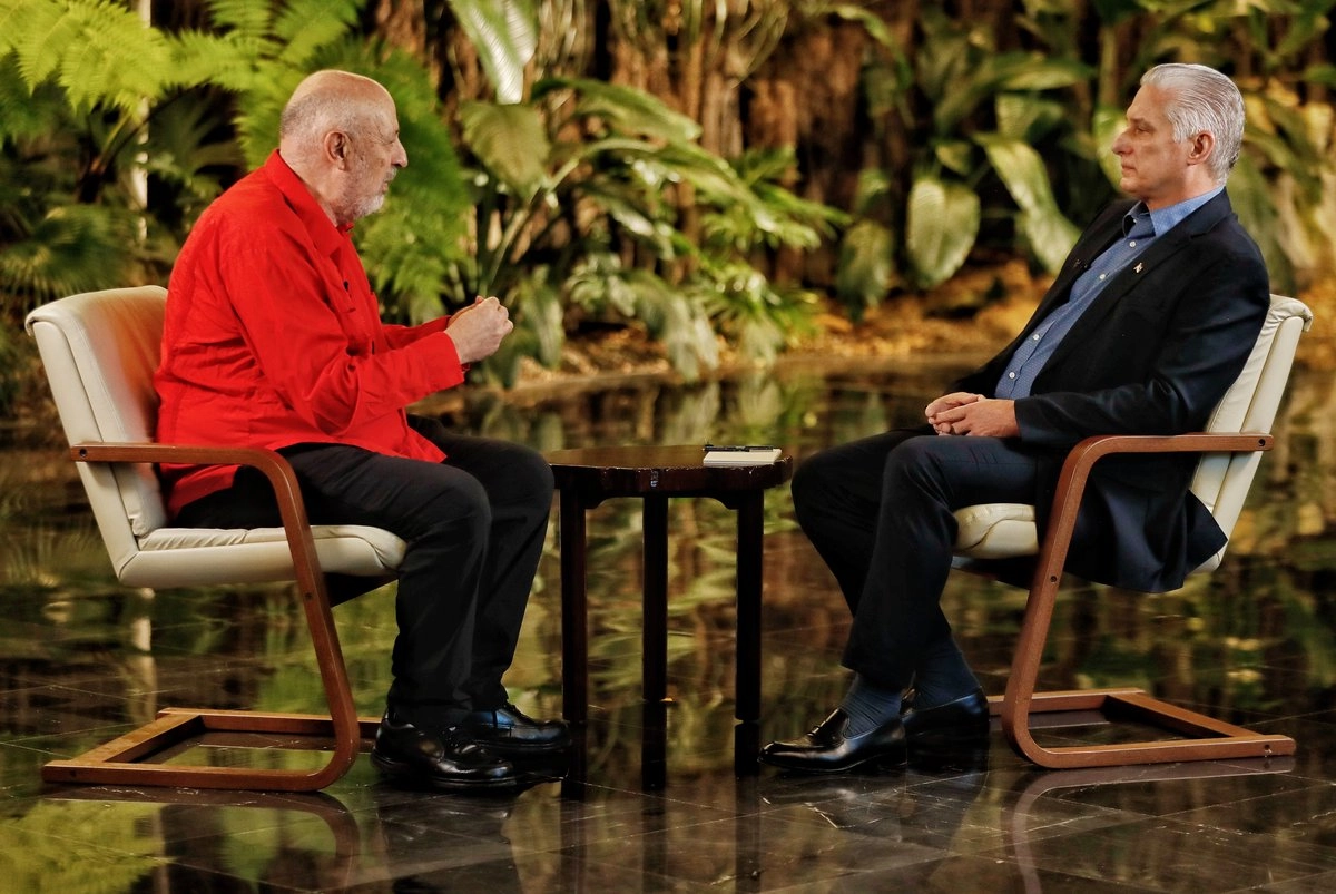 Miguel Díaz-Canel presidente de Cuba en entrevista