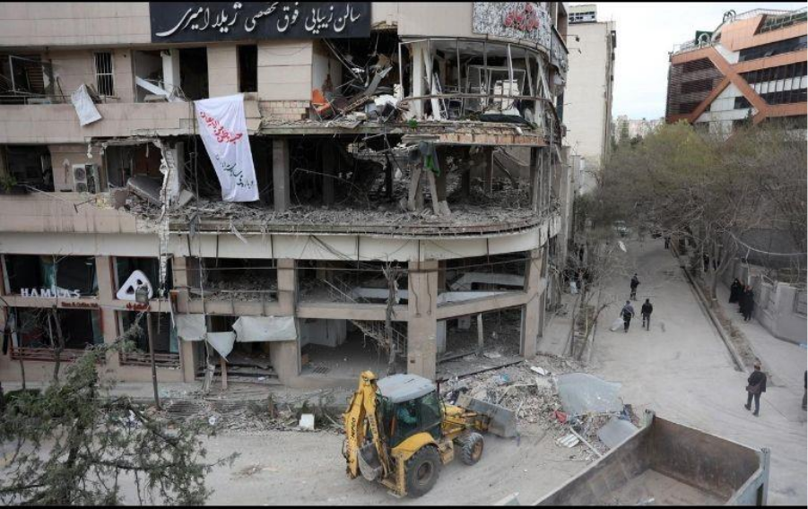 Representación de la ofensiva aérea iraní en Medio Oriente