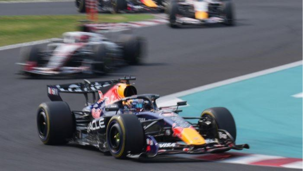 Verstappen durante las sesiones de práctica en Suzuka